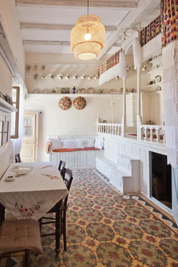 Traditional Karpathian House Menetaí Exterior foto